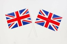 Toyland� Pack Of 12 Hand Waving Great Britain/Union Jack Flags-(MI303X12)
