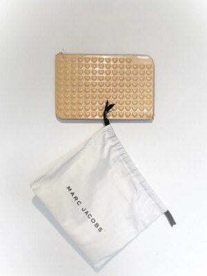 NEU Marc Jacobs Clutch 30 x 20 cm Beige Herzen Staubbeutel