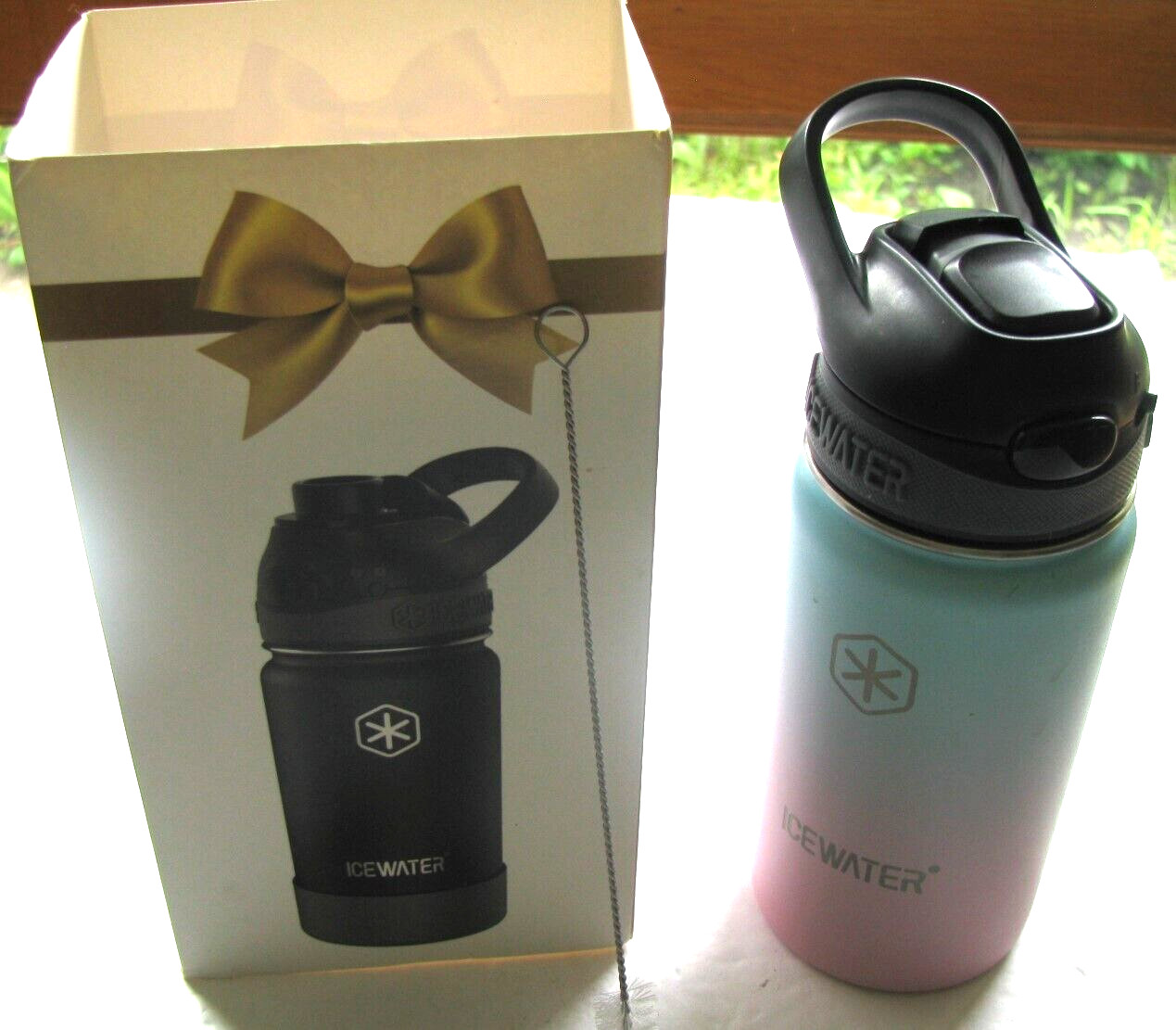 W/auto Straw Lid & Carry Handle