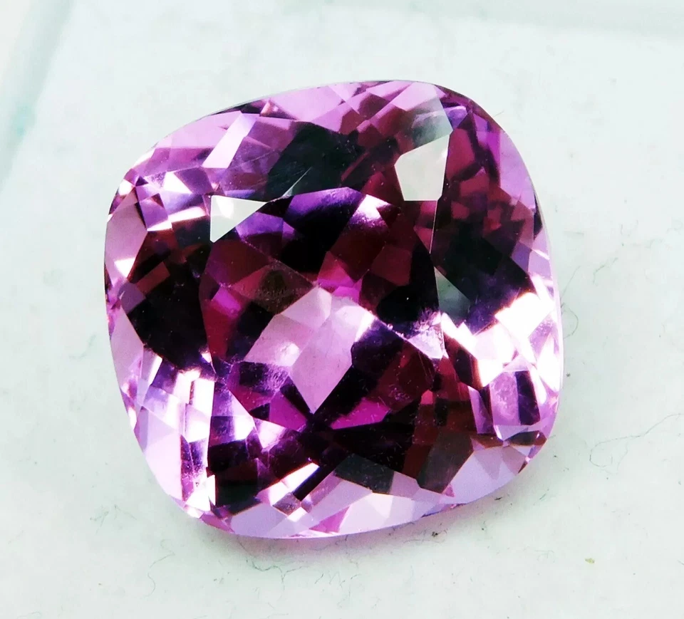 Preciosa piedra preciosa suelta de corte radiante de 10-12 quilates con certificación EGL rosa natural Foto 3 de 4