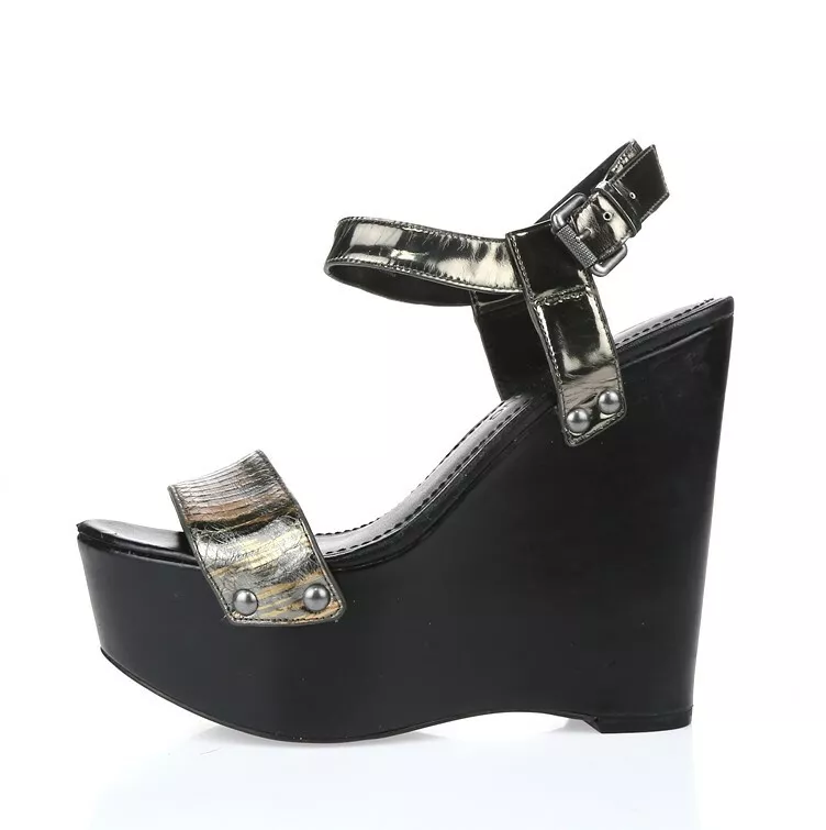 Vera wang best sale wedges
