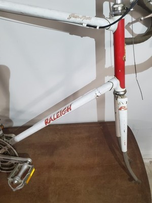 Vtg. Raleigh Gran Sport Frame + Forks Crankset Bars Seat - Made In