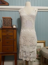 Guess Bodycon Lace Dress with Liner, White size Small