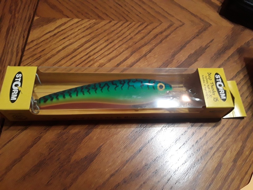 Señuelos Storm Deep Thunder 15cm : El Señuelo, tienda de pesca