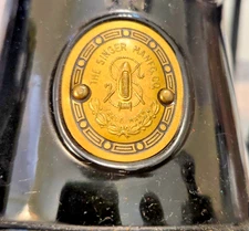 VINTAGE -  1952 - SINGER FEATHERWEIGHT 221 SEWING MACHINE WITH ATTACHMENTS