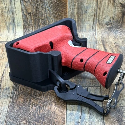 Bubba Smart Scale Holster Holds And Protects for easy access secure mounting - Image 1 of 4
