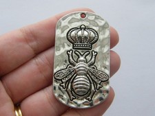 2 Bienenkönigin Charm Anhänger antik silberfarben M301