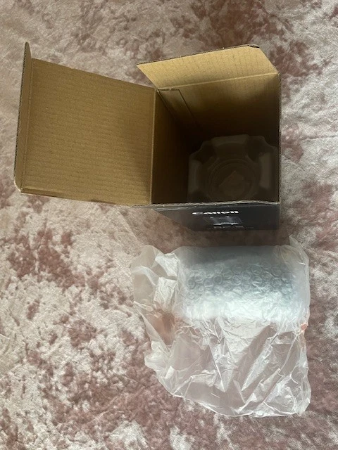 Canon RF-S 18-150mm f/3.5-6.3 IS STM Wide-Angle to Telephoto Zoom Lens New BOXED - Image 4 of 4