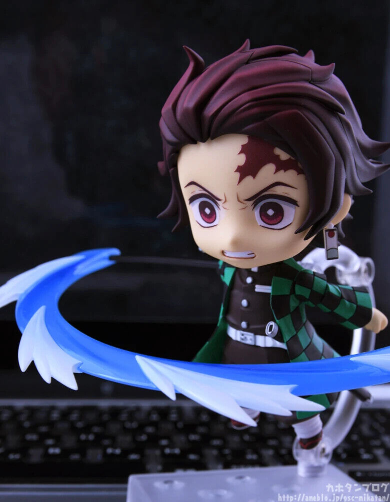 Nendoroid articulado Demon Slayer Zenitsu Agatsuma Kamado Tanjiro