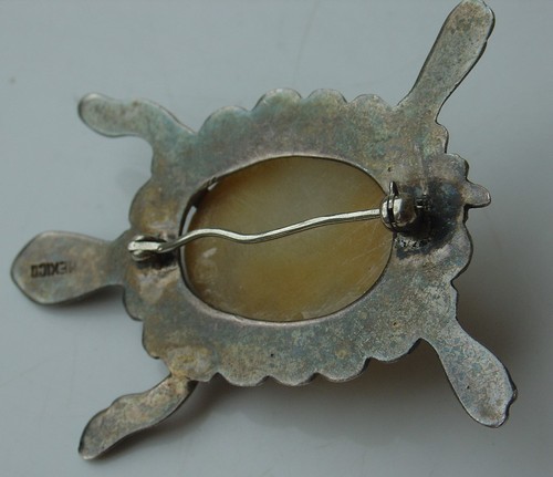 Vintage signierte Mexiko silberfarbene Gelee Bauch Schildkröte Pin Onyx Farbstein - Bild 4 von 4