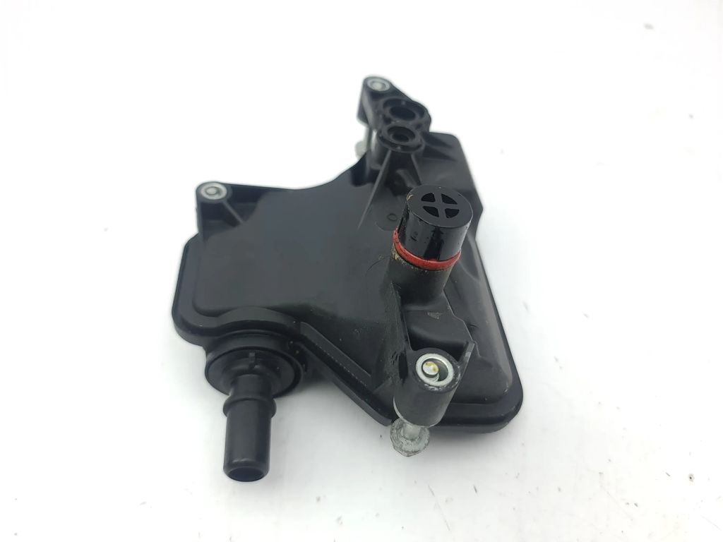 Ford Kuga III 2022 Petrol Oil Seperator HX7G6C757 AMD175094 | eBay