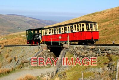 PHOTO  SNOWDON MOUNTAIN RAILWAY THE SNOWDON MOUNTAIN RAILWAY AS IT APPROACHES HA