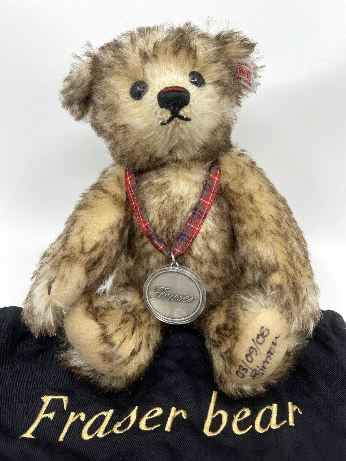 Steiff ""Fraser"" - Ltd Edition Mohair Teddy Bear  - EAN:653476 - 2006 - Signed