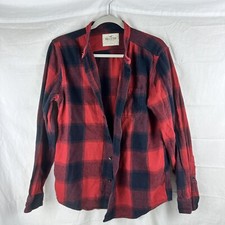 Hollister Men's Size L Black/Red Plaid Flannel Button Down Long Sleeve Crew Neck