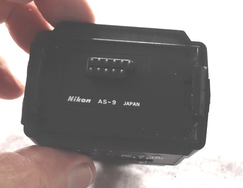 Nikon Speed light SB-16 Flash - Picture 5 of 8