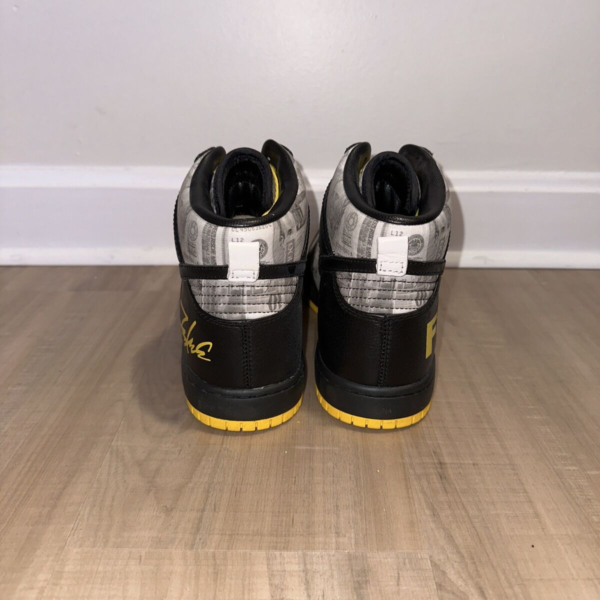 Size 9.5 - Nike Dunk High Supreme TZ LAF - Livestrong - FLOM