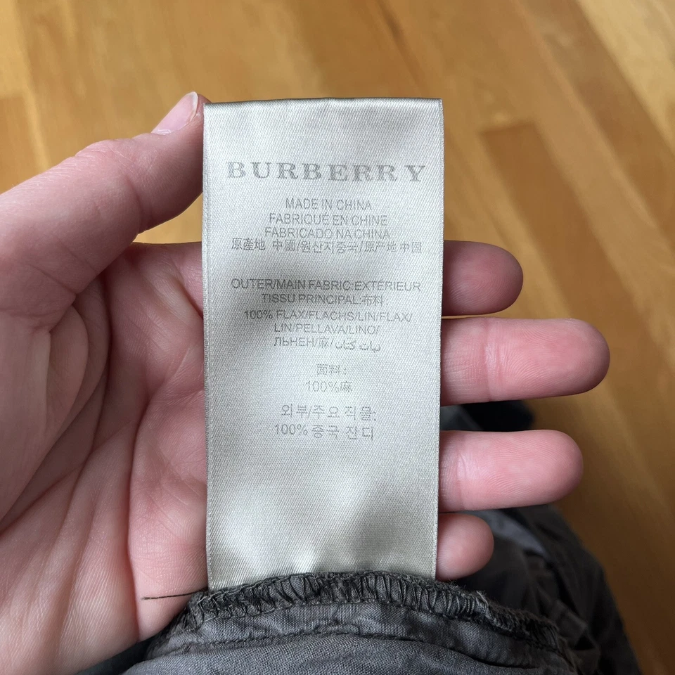 Pantalones chinos Burberry Brit oliva oscuro para hombre talla 30 Foto 3 de 4