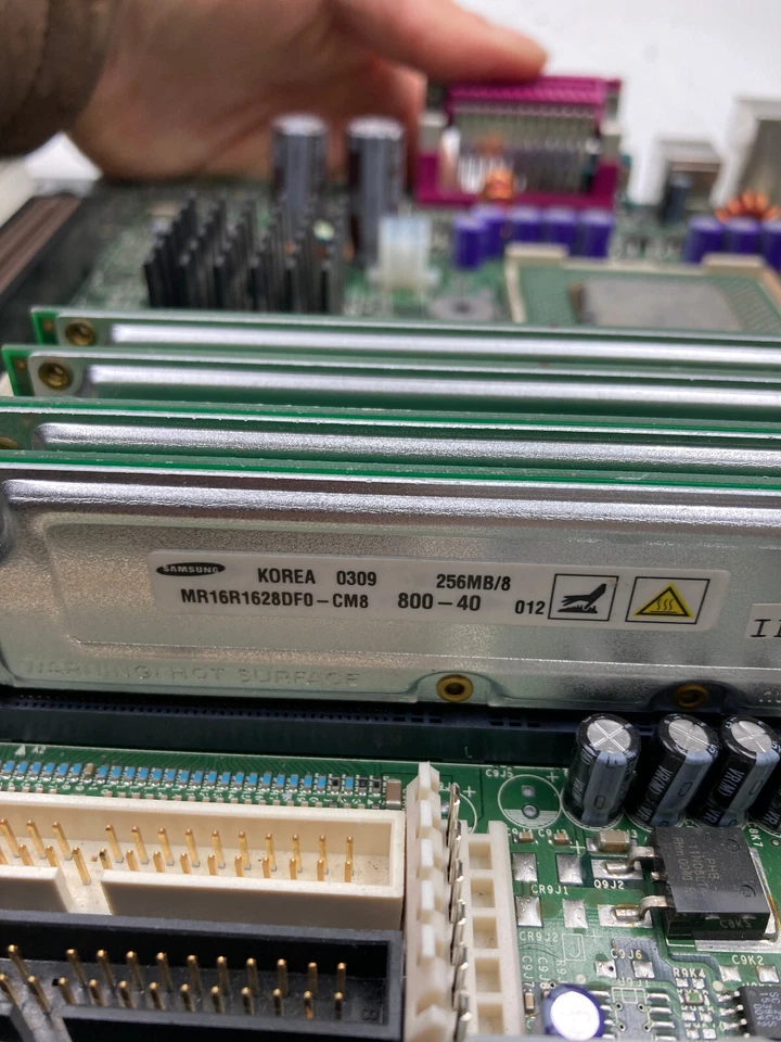 Intel D850GB (A48535-904) Motherboard w/ Pentium 4 Intel (SL4SH) 512MB DDR B - Image 4 of 4