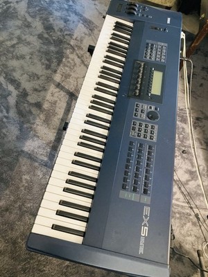 Yamaha EX5 Synthesizer mit seltenem Digiboard und Gotek USB Drive