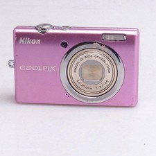 Nikon COOLPIX S570 Used Camera with Battery From Japan