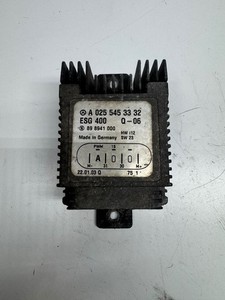 Mercedes-Benz Vaneo W414 2004 Diesel Relais Kühlerlüfter A0255453332 RCE25729