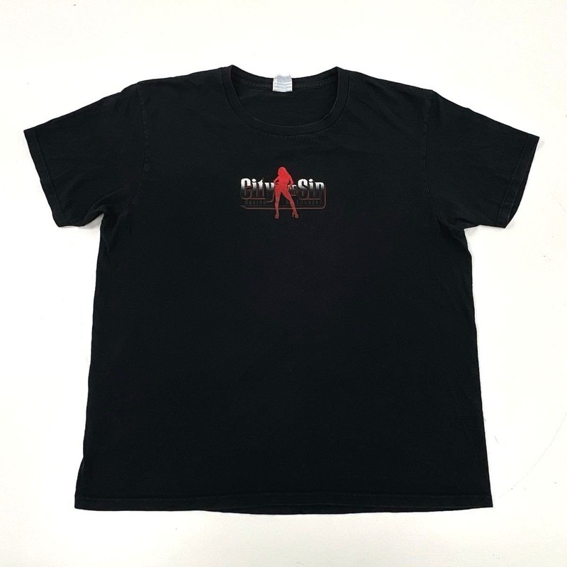 Vintage City of Sin Casino Las Vegas Pinup Girl T-Shirt Yazbek Double Stitch XL