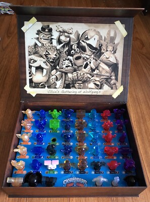 SKYLANDERS TRAP TEAM AND SUPERCHARGERS CHOOSE TO COMPLETE YOUR