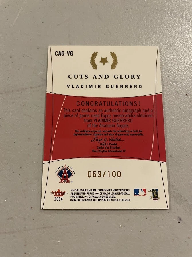 Tarjeta Jersey Autografiada Vladimir Guerrero 2004 Fleer Flair Cuts and Glory/100 Foto 2 de 2