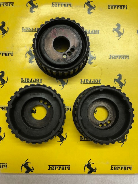 Ferrari camshaft Pulley set #3432 excellent condition OEM parts