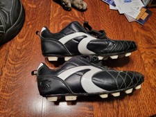 Starter Soccer Cleats Size 6. Black And White Nice Shoes