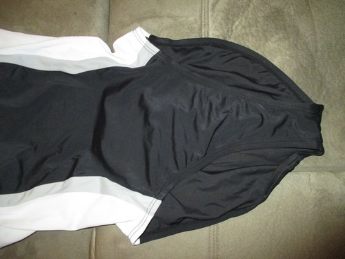 Nike Sz 12 Black White Gray Swim Bathing Suit SoftShellBra Shoulder2Crotch28-29" - Picture 4 of 10