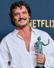 Pedro Pascal 8x10 Photo WM