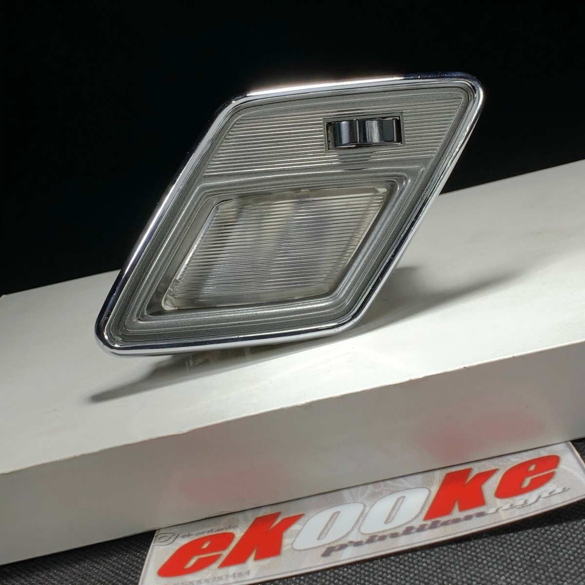 Side Door Light Lamp LH Toyota Crown MS RS Genuine Parts New Old