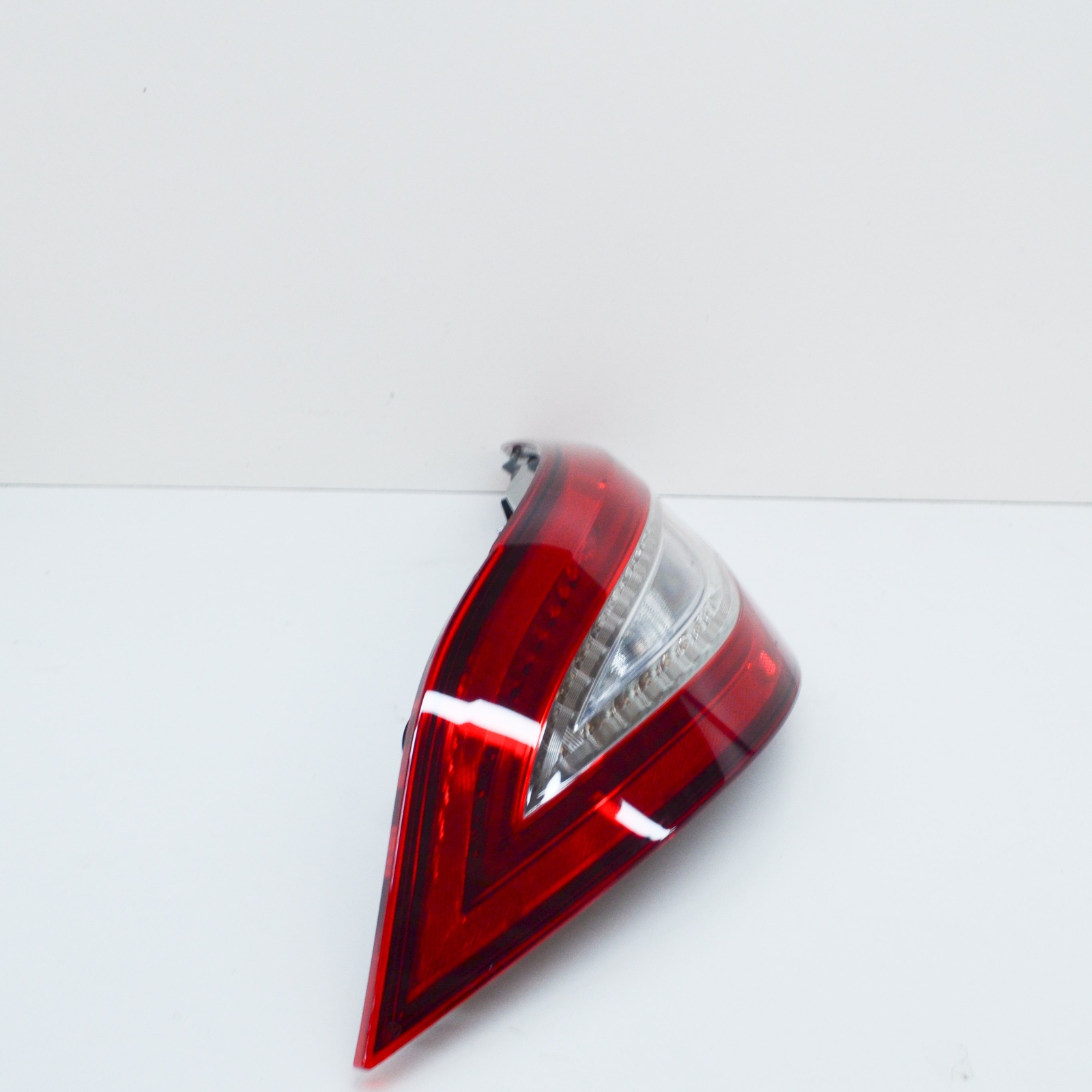Tail Light Right Mercedes-Benz CLS 218 USA A2189068000 for sale