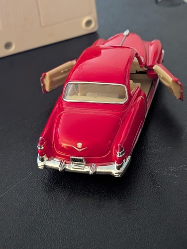 Cadillac Serie 62 1953 cupé rojo caliente modelo fundido a presión 5" nuevo con etiquetas 1:43 SCL - Imagen 5 de 17