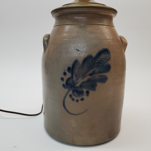 Lampada floreale foglia blu smaltata sale ceramica Rowe vintage anni 90 alta 26" funziona senza paralume - Foto 3 di 24