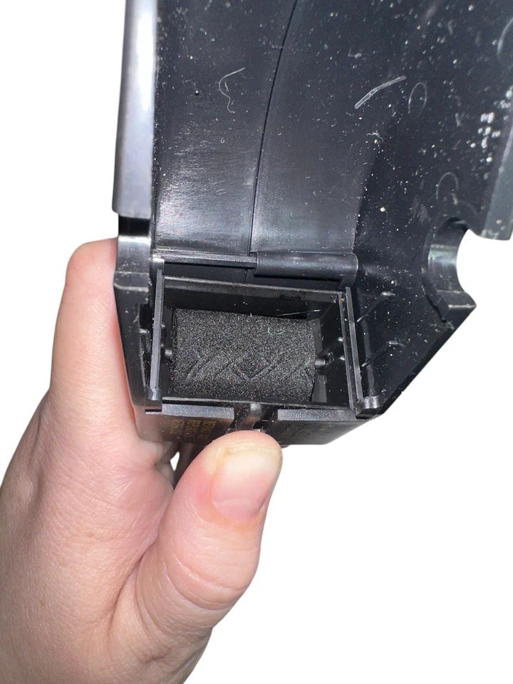 Estampación retirada alrededor de rueda celta con mango y tinta Foto 3 de 4