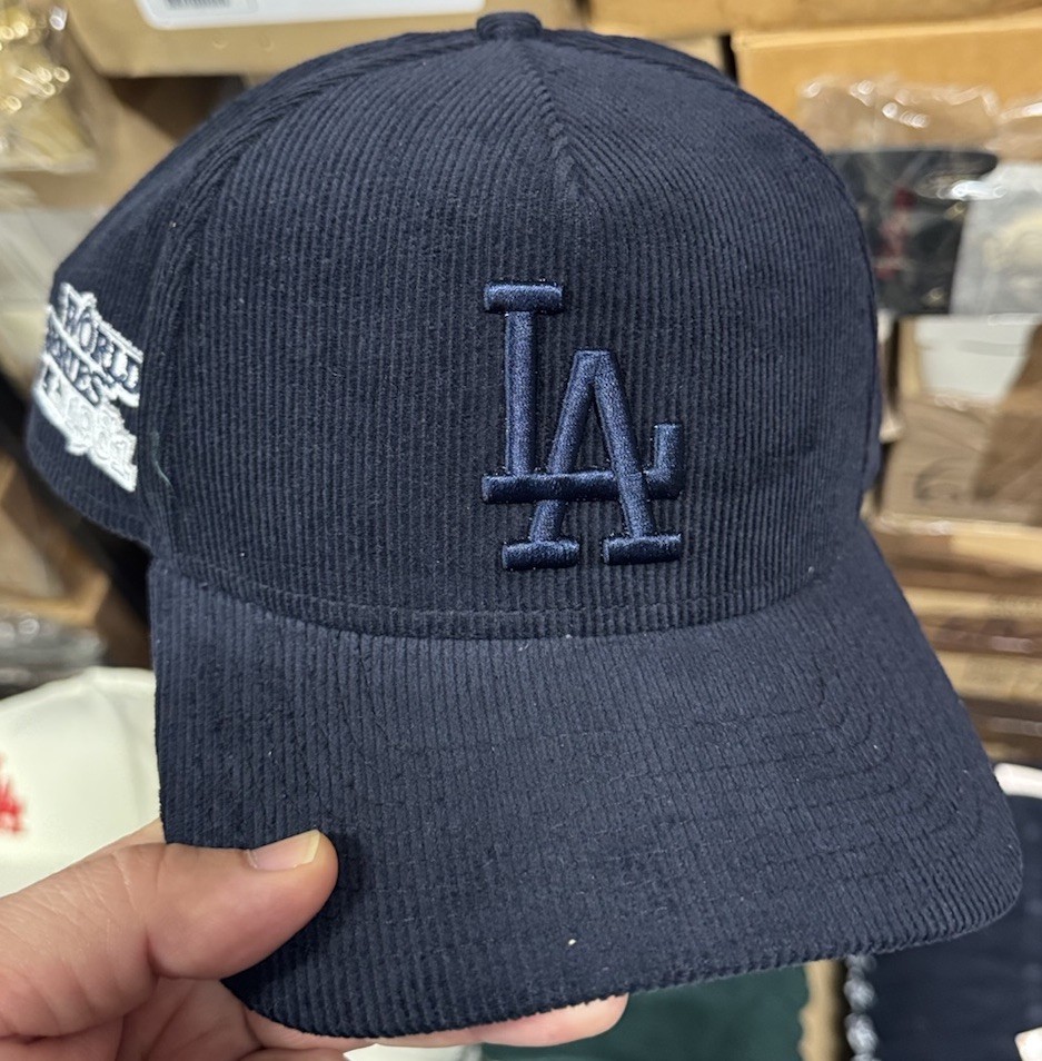 New Era Los Angeles Dodgers 9Forty SnapBack Hat Corduroy Navy Blue