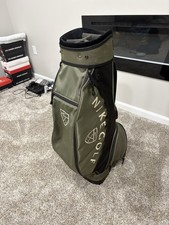 Authentic Nike Golf Cart Bag - All Zippers Working