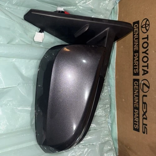 2014-2024 TOYOTA 4RUNNER Right Side Mirror,W/BSM/heated/puddle Light, OEM Used