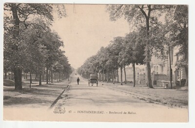 CPA Fontainebleau – Boulevard De Melun – Seine-et-Marne (77) – Bon état