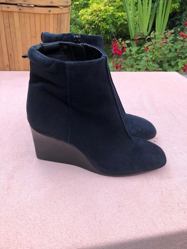 Ladies Dark Navy Blue 100% Real Suede Boots UK6.5/EUR40 Used Good Cond By NEXT - Picture 2 of 8