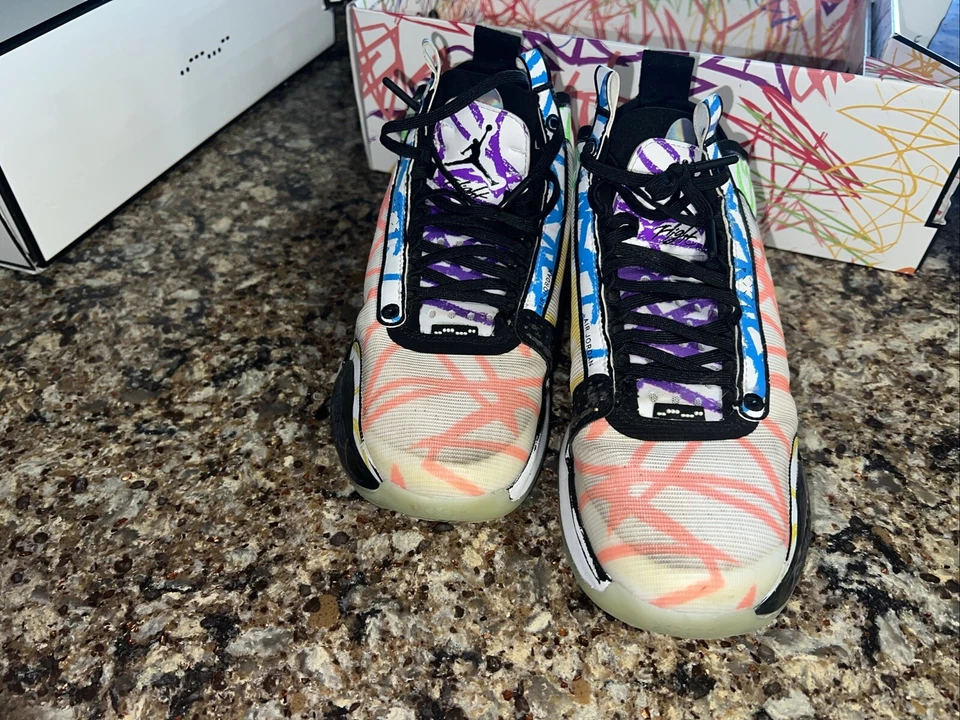 Libro para colorear Air Jordan 34 XXXI PE Zion juvenil talla 7 Noah DA4450-100 Foto 2 de 4