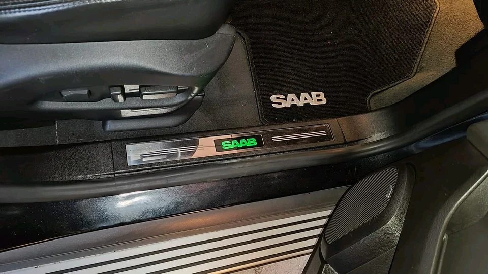Alféizares de puerta iluminados Saab 9-4x Foto 3 de 4