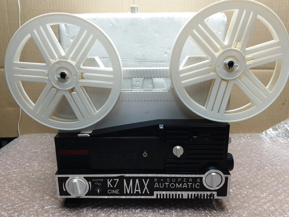 Proiettore bipasso vintage Cinemax K7-120  Ottime condizioni - Immagine 2 di 4