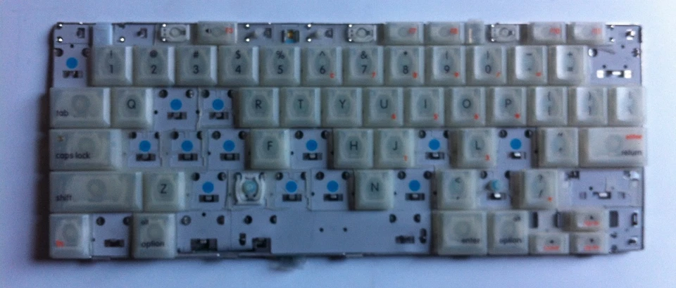 Apple iBook Clamshell G3 Keyboard Replacement keys (KEYS ONLY) Tangerine - Image 3 of 4