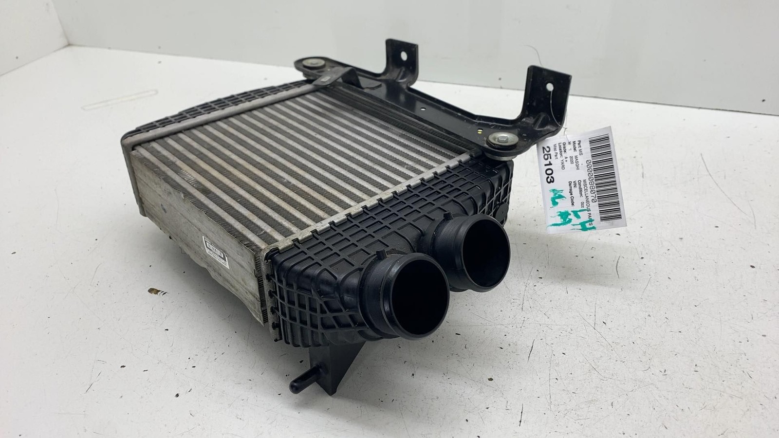 ⭕ 14-20 Maserati Ghibli Left Engine Radiator Turbocharger Intercooler 670109550