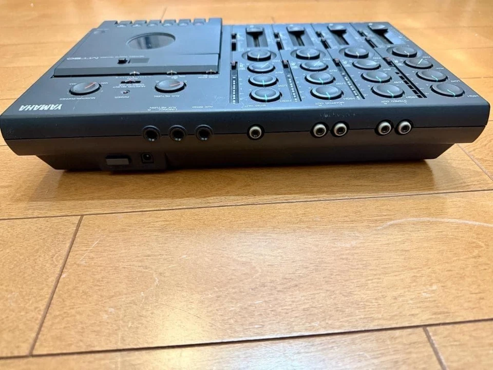 YAMAHA MT50 Multitrack Cassette Tape Recorder 4 track Tested w/ Power Cable Used - Image 2 of 4