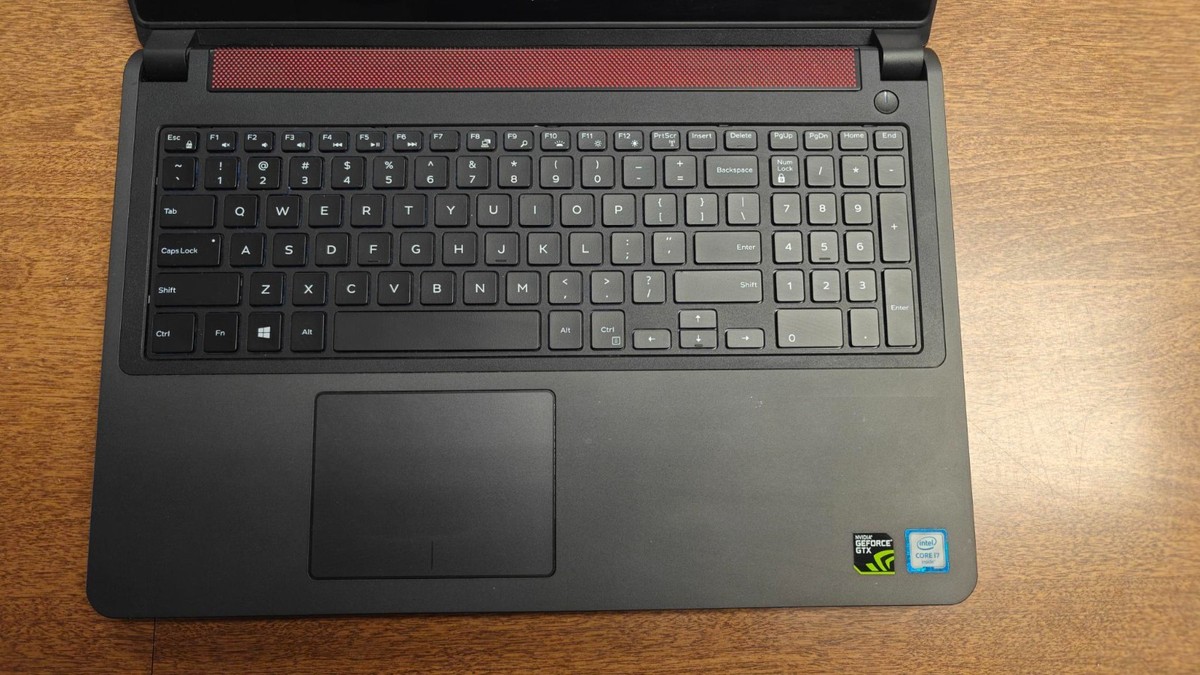 Dell Inspiron 7559 i7-6700HQ 2.60 GTX 960M 8GB RAM 500GB SSD NO OS