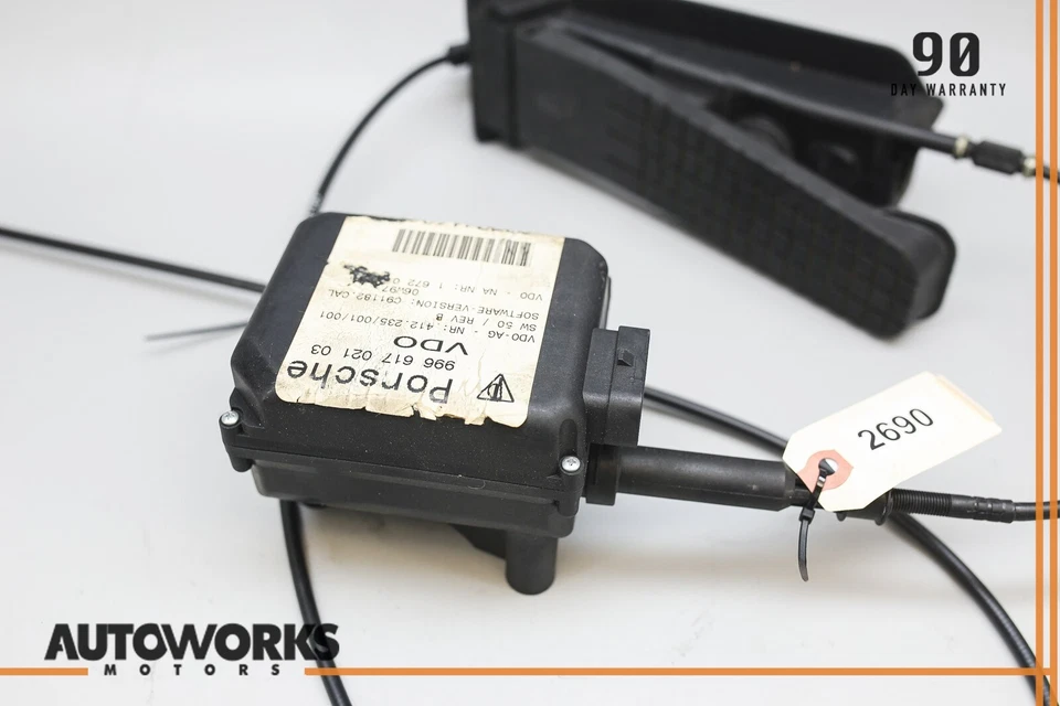 Módulo de control de crucero acelerador y pedal de acelerador 97-04 Porsche Boxster 986 OEM Foto 2 de 4